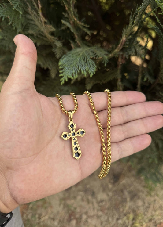 Stelvio Lant Elegant Cu Pandantiv Crucifix, Placat Aur, Cruce Neagra Stil Urban Lc01x Premium