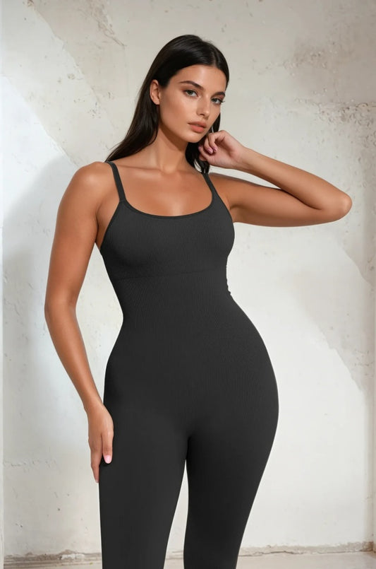 Salopeta Neagra Seamless cu Bretele Subtiri Reglabile și Susținere Abdominală – Modelatoare & Comfort Fit ptr Sala
