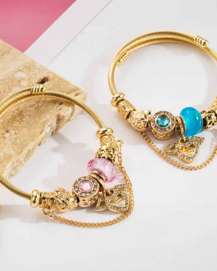 Bratara Aurie Din Inox Cu Talisman Si Margele Colorate – Accesoriu Elegant Si Reglabil Pentru Femei