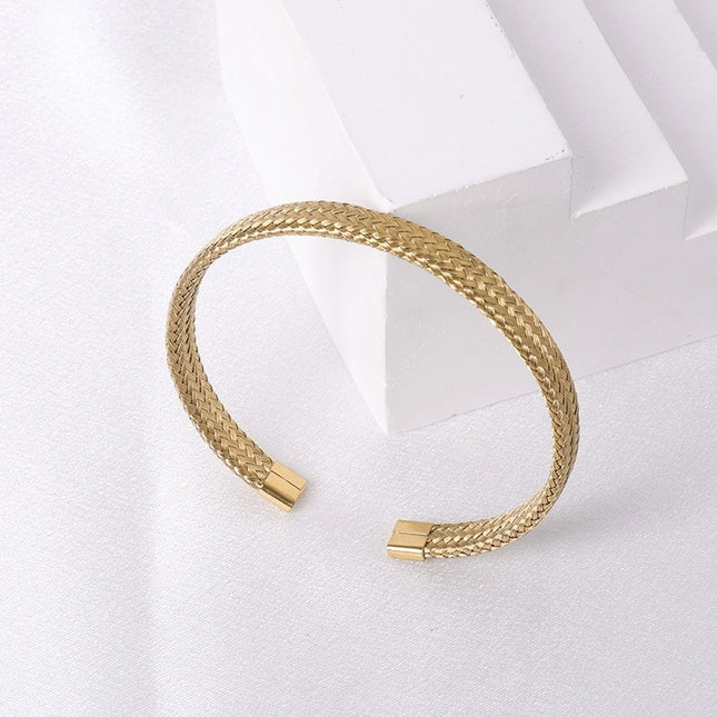 Bratara Impletita Din Otel Inoxidabil Placata Aur 18k – Stil Elegant