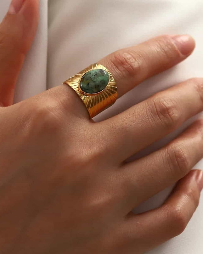 Stelvio Inel Vintage Femei, Placat Aur 14K, Model Retro Elegant Cu Piatra Naturala Verde IF628F Premium , Oferta
