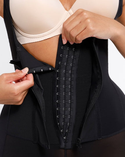 Salopeta Modelatoare Premium Faja Post Op Stage 2 – Perfecțiune în Modelare și Recuperare, Fara Sutien, Închidere cu Moș și Babă și Fermoar, Neagra