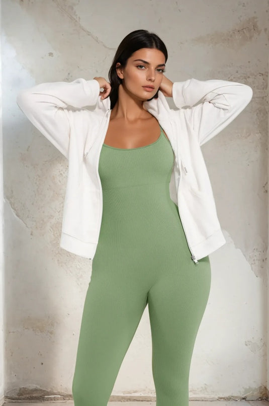 Salopetă Verde Seamless cu Bretele Subtiri Reglabile și Susținere Abdominală – Modelatoare si Comfort Fit ptr Sala