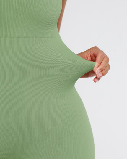 Salopetă Verde Seamless cu Bretele Subtiri Reglabile și Susținere Abdominală – Modelatoare si Comfort Fit ptr Sala
