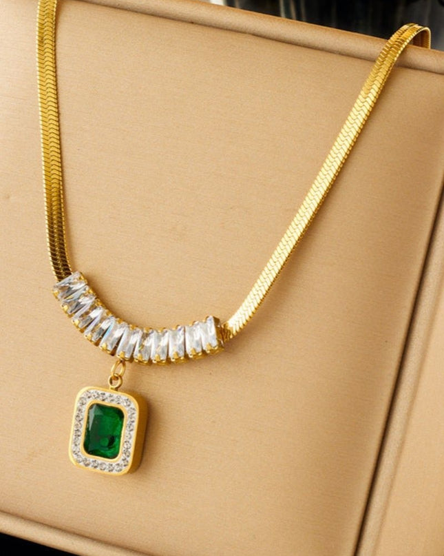 Set Bijuterii Placat Aur 18k, Lant 39+5cm, Bratara 17+5cm, Cercei Si Piatra Verde Smarald