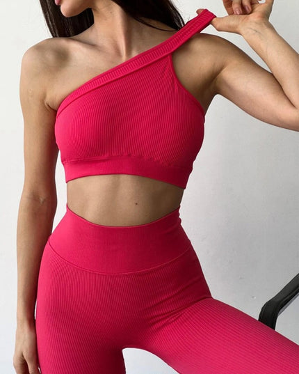 Set Fitness Rosu din Două Piese, Top Asimetric și Colanți, Design Modern și Funcțional pentru Performanță Sportivă