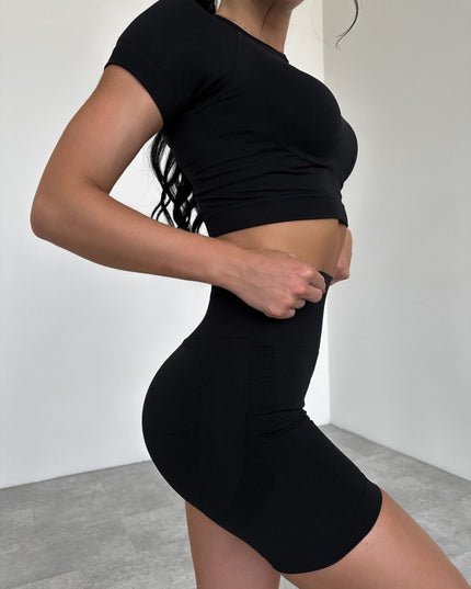 Set Sport Fitness Femei 2 Piese, Colanti Scurti cu Talie Inalta Efect Push-Up si Bustiera Crop Top, Echipament Yoga, Pilates, Aerobic Material