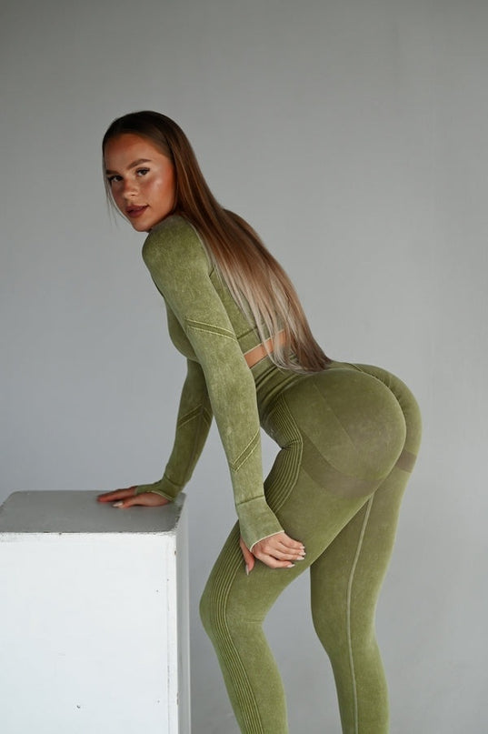 Set Sport Verde Măsliniu, Bluza Si Colanti, Cusatura Incretita, Contur Push-Up Pentru Evidentierea Feselor,Sculptarea Siluetei